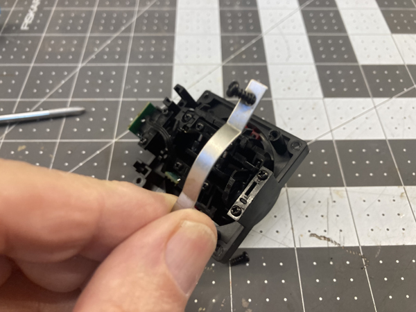 remove metal strap